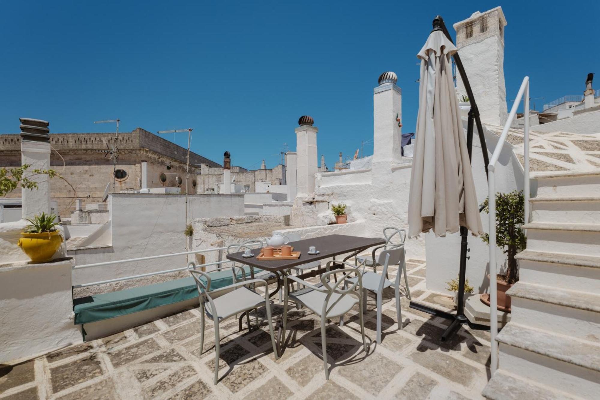 Dimora Lavinia Centro Storico Holiday home *